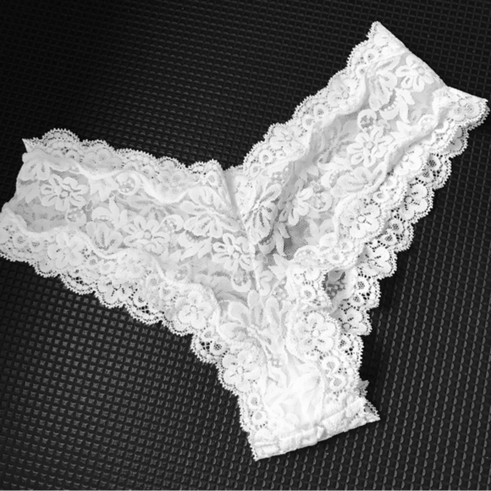 NWOT Sexy Little‎ Things Lace Panty Victoria’s Secret- One left - Picture 4 of 7